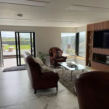 Apartment Bijou In *