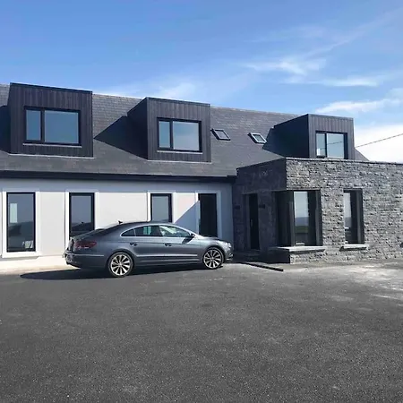 Bijou In * Spanish Point