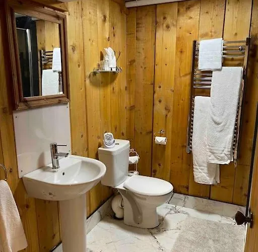 Bijou In Spanish Point